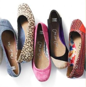   Toms Shoes on Toms Shoes And More Toms Shoes  Who Doesn   T Love Shoes  Enter To Win
